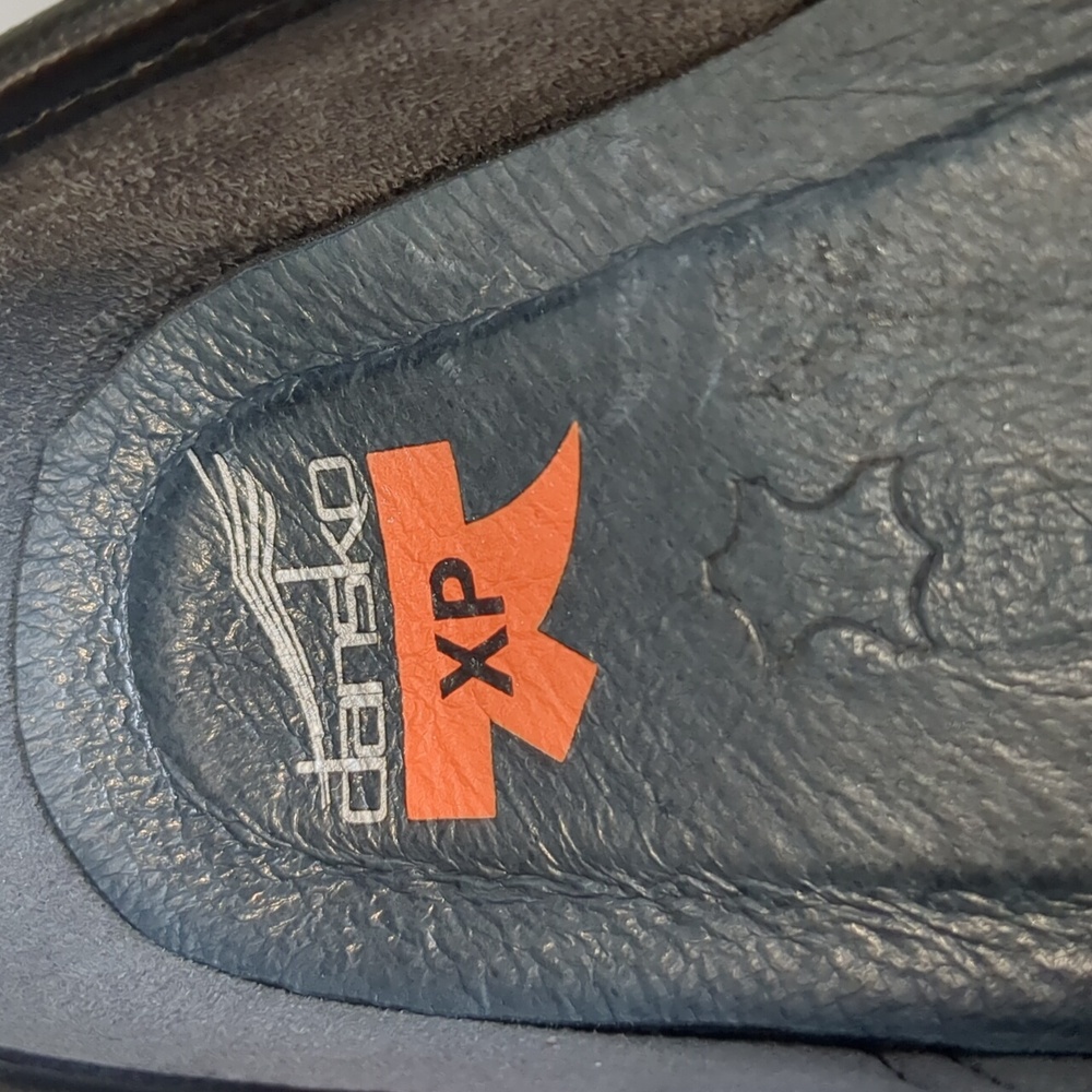 Dansko Pro XP Medallion Metallic Leather Slip Resistant Clog Sz EU 36/US 5.5-6 - Picture 15 of 16
